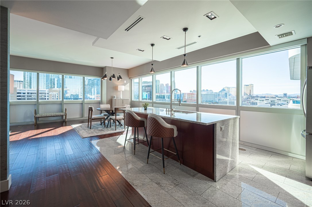 4471 Dean Martin Drive 810