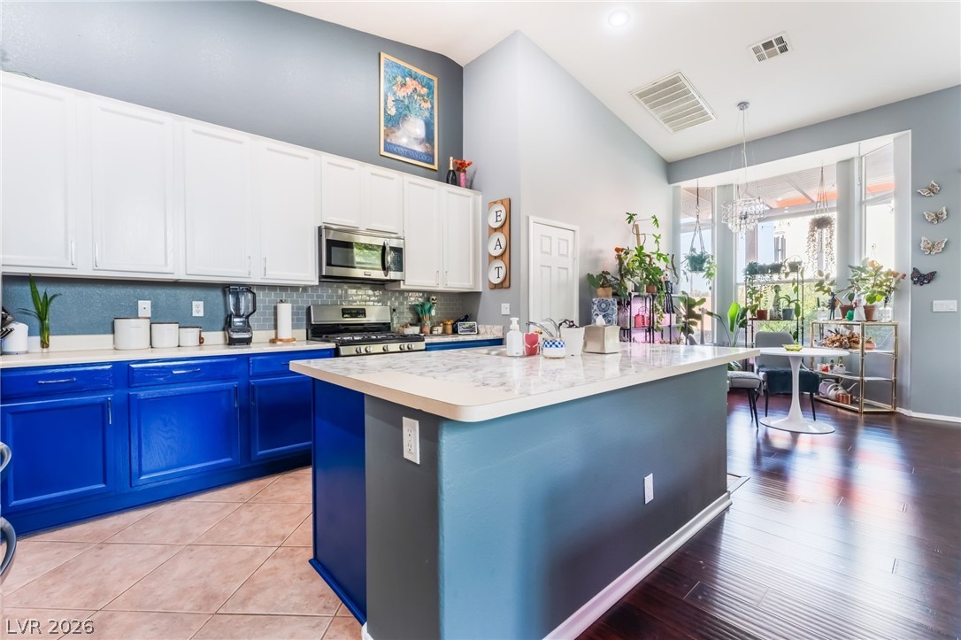 4460 Patriot Cannon Street