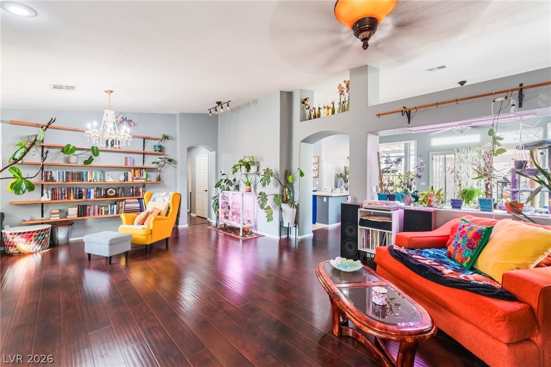 4460 Patriot Cannon Street