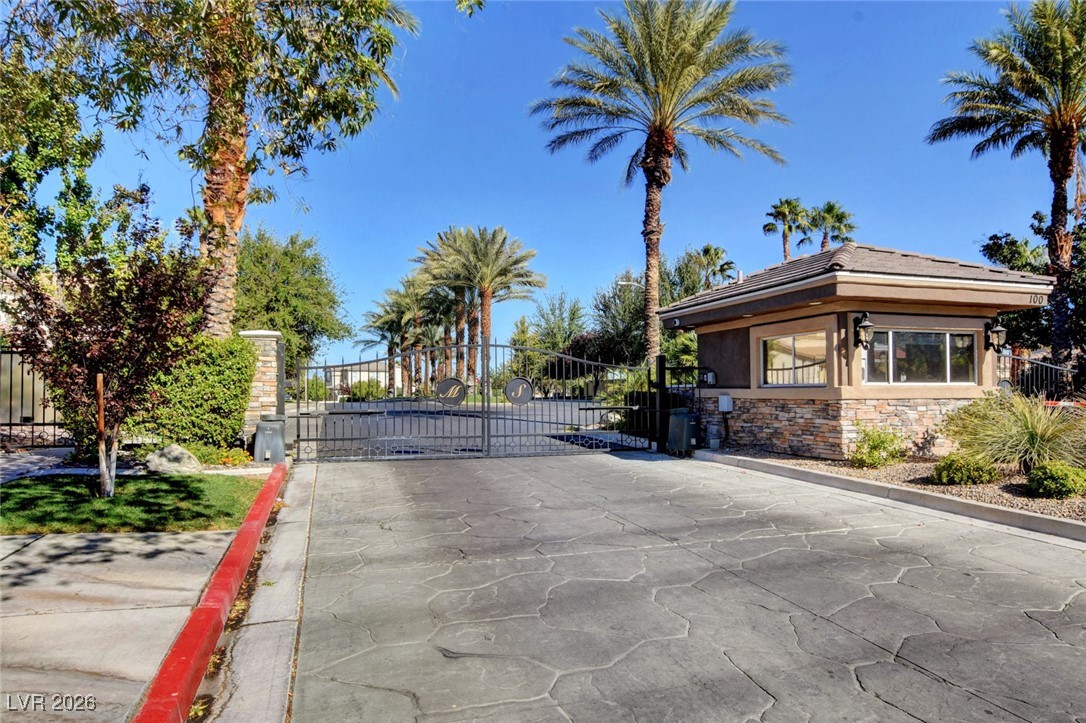 2496 Ram Crossing Way