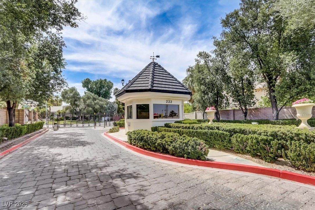 2500 Wimbledon Drive