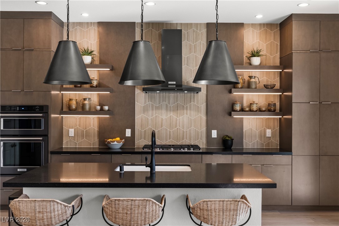 10125 Sequoia Glen Avenue