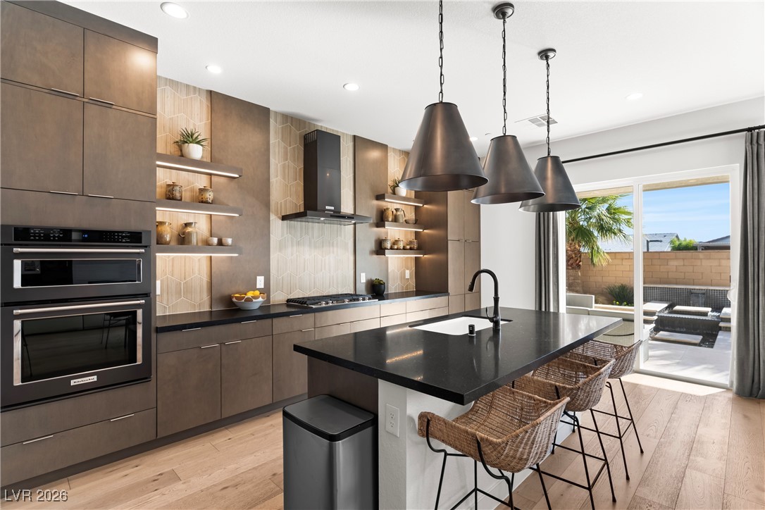 10125 Sequoia Glen Avenue