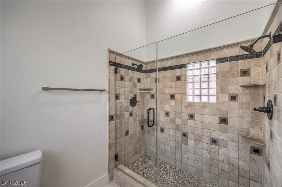 5152 Forest Oaks Drive