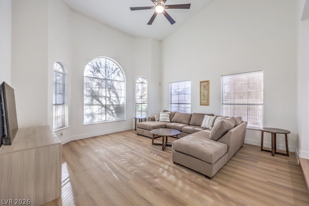 5152 Forest Oaks Drive