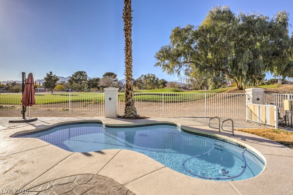 5152 Forest Oaks Drive