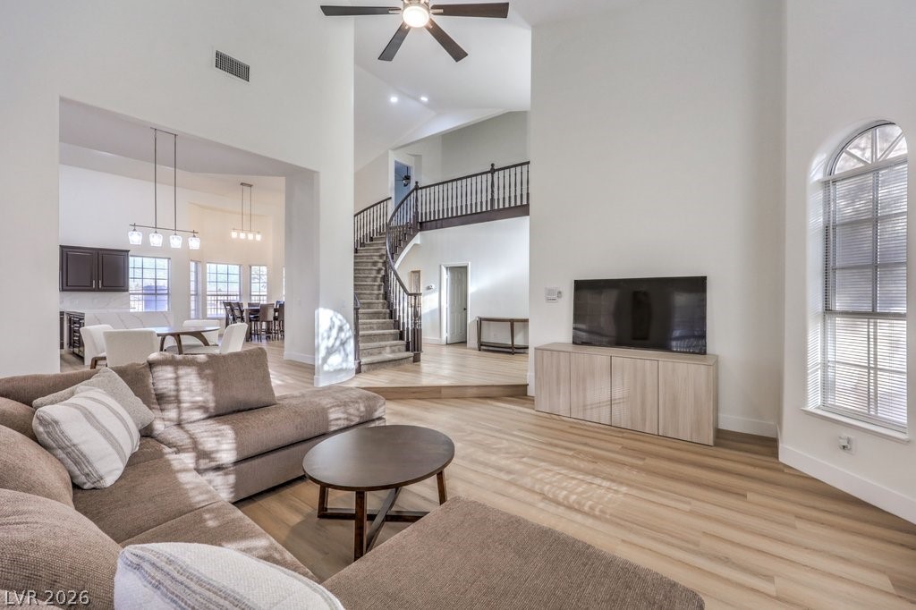 5152 Forest Oaks Drive