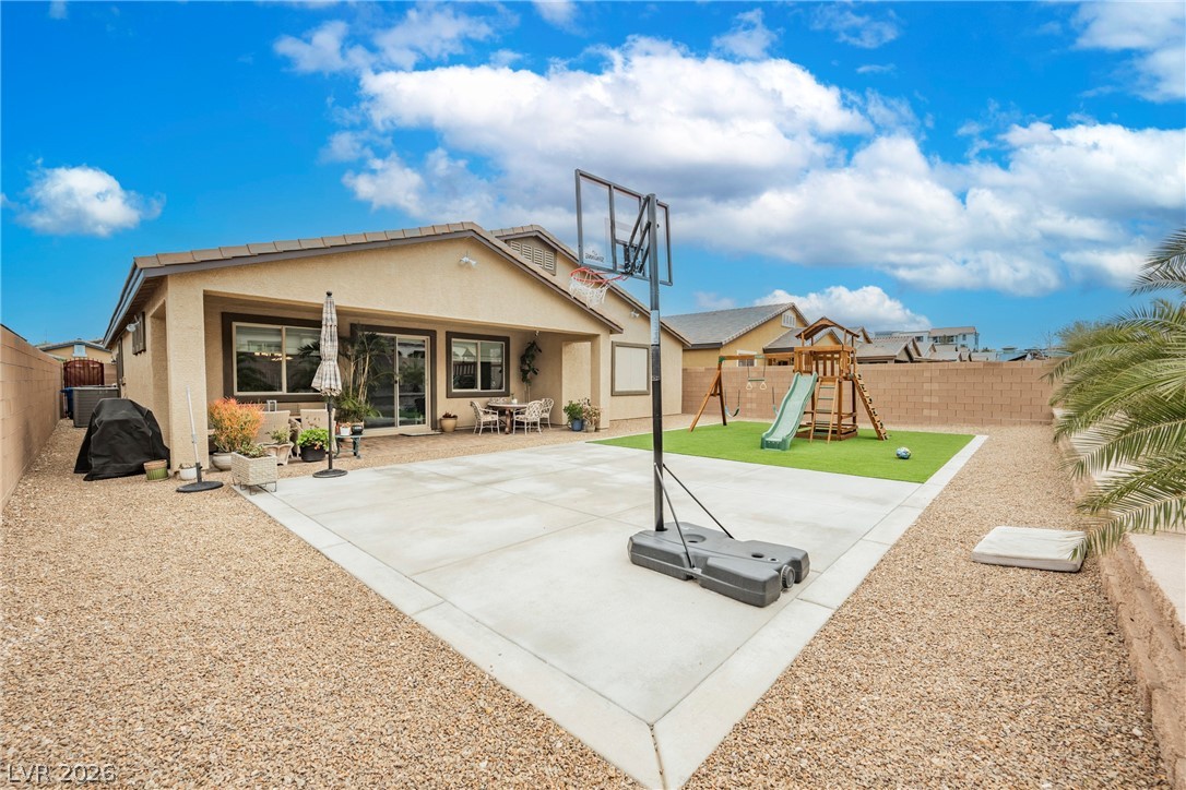 6217 Starflare Street
