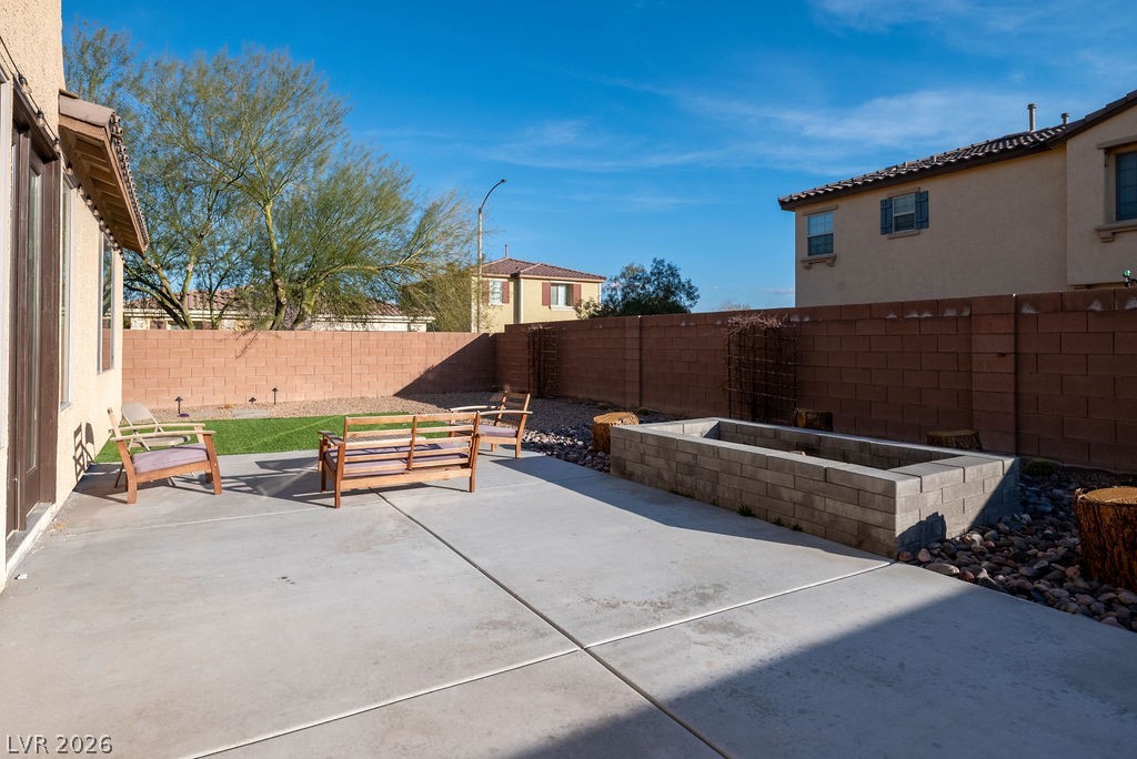 7377 Horizon Rock Avenue