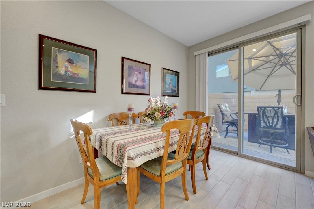 9291 Desert Pearl Avenue