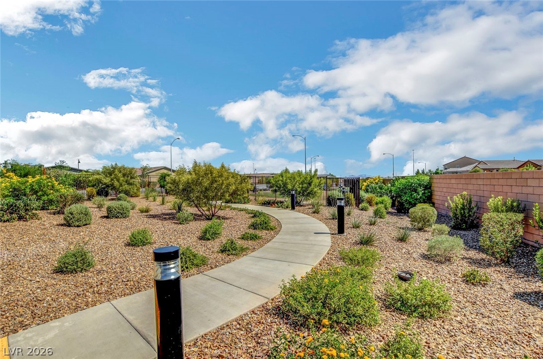 9291 Desert Pearl Avenue