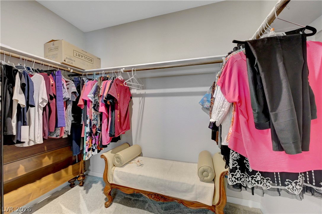 9291 Desert Pearl Avenue