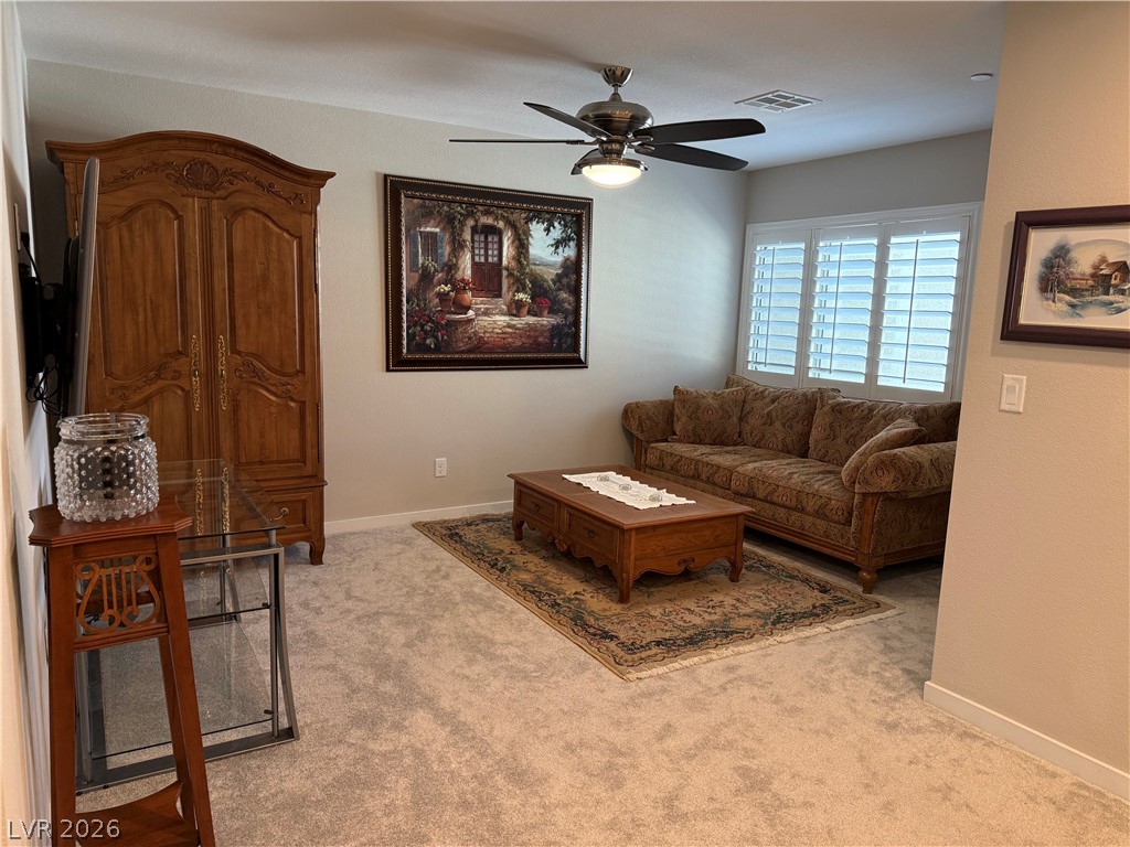 9291 Desert Pearl Avenue