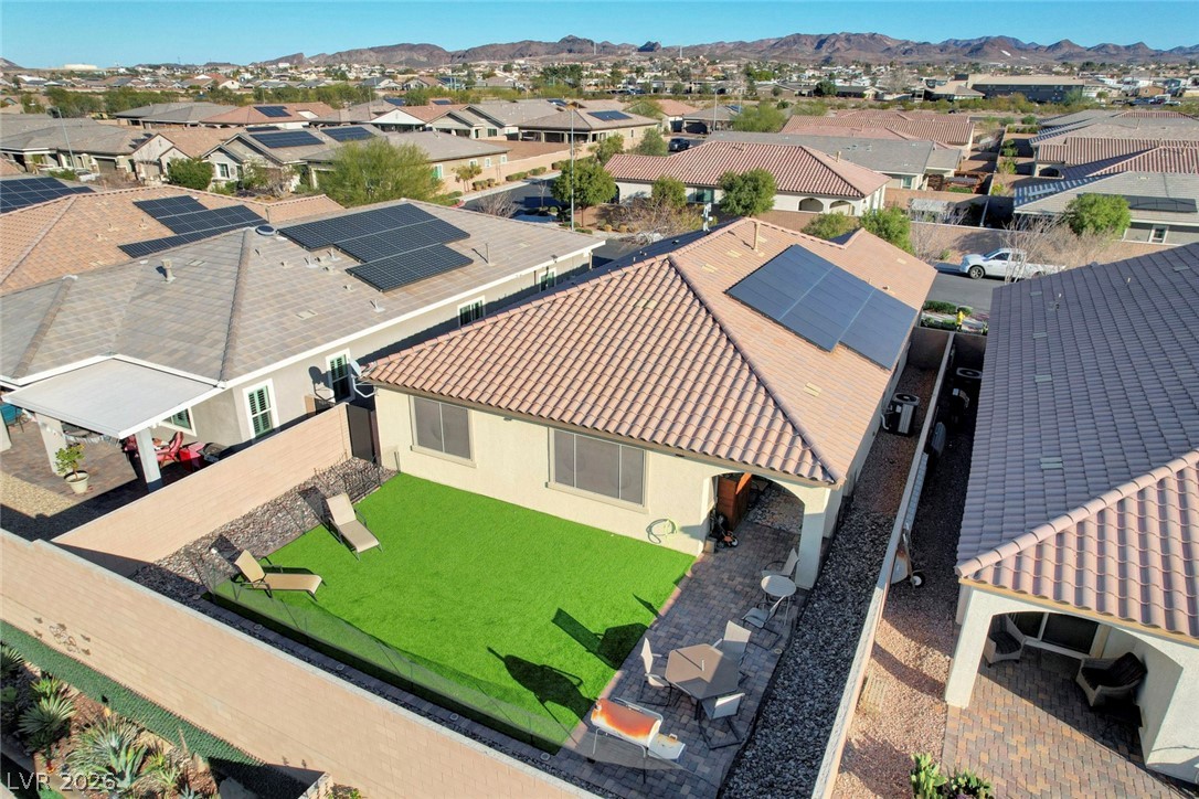 355 Mano Destra Lane