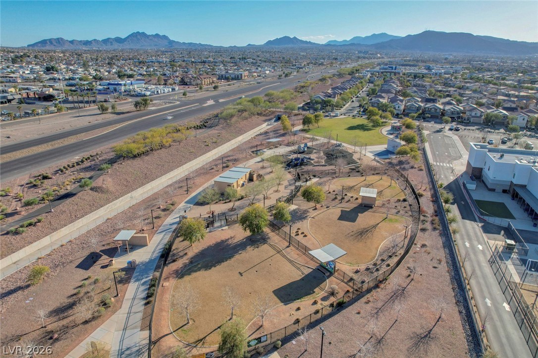 355 Mano Destra Lane