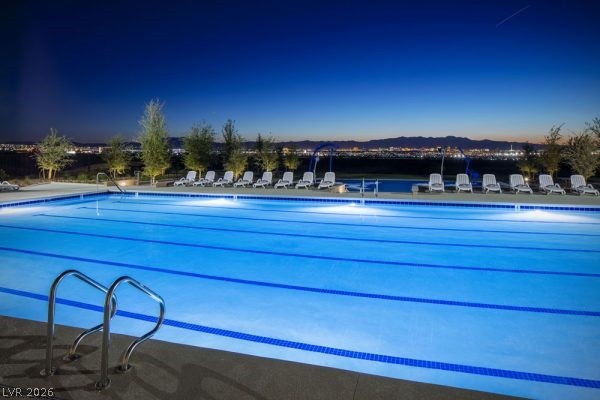 355 Mano Destra Lane