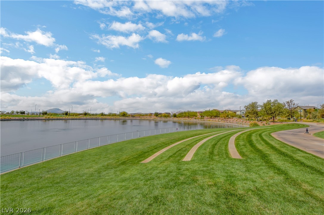 355 Mano Destra Lane