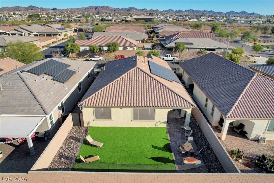 355 Mano Destra Lane