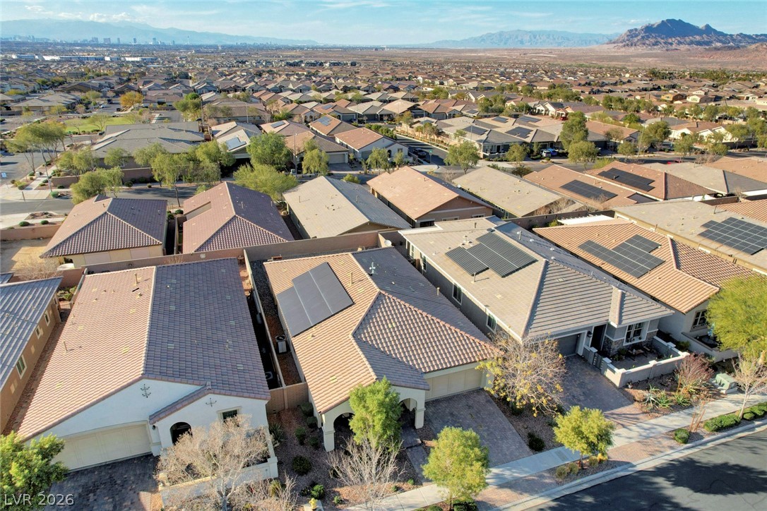 355 Mano Destra Lane