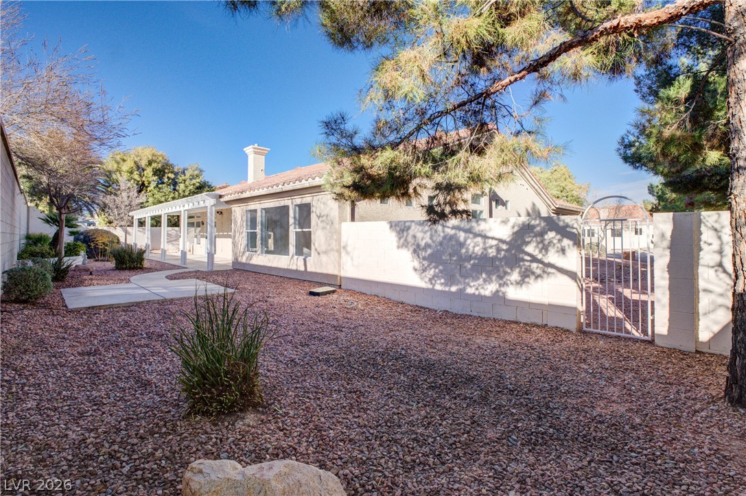 7411 Thornbuck Place