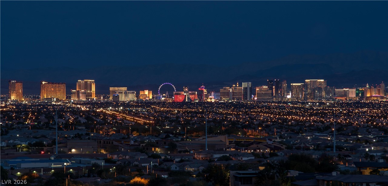 5 PROMONTORY POINTE Lane