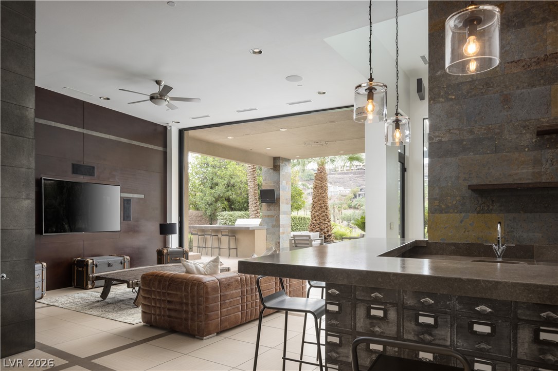 1501 Foothills Village Drive