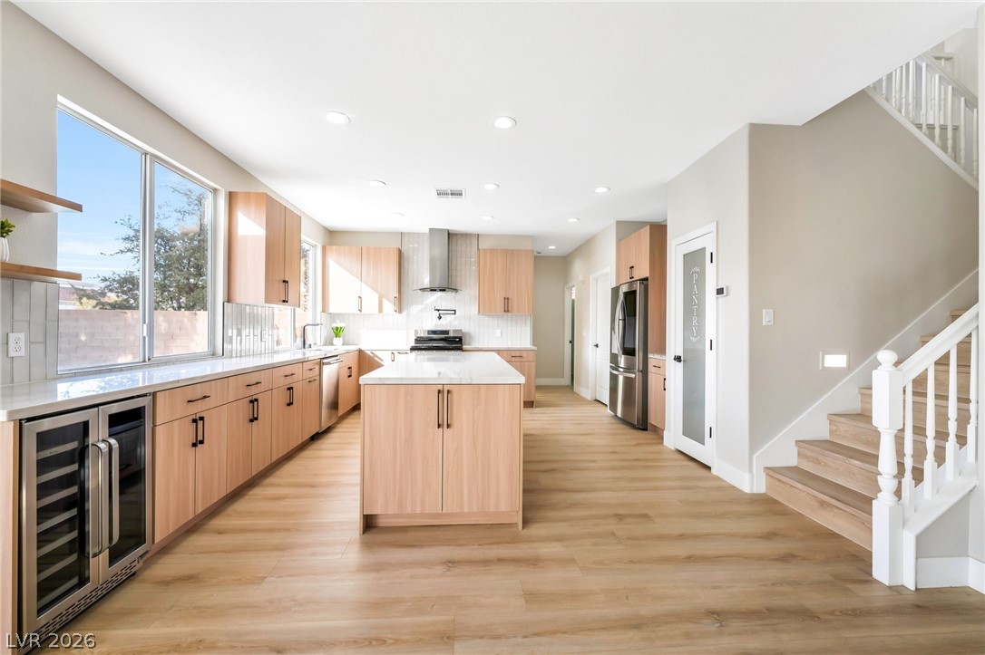 10139 Prairie Dove Avenue