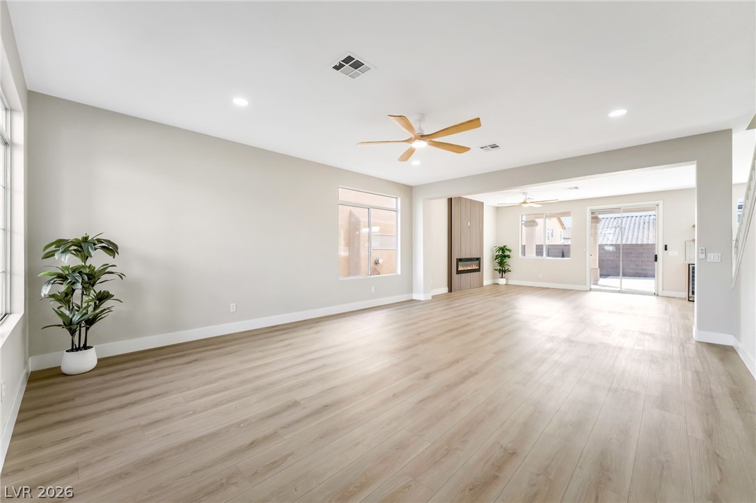 10139 Prairie Dove Avenue