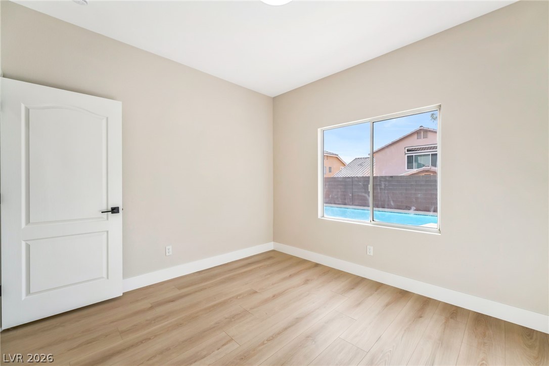 10139 Prairie Dove Avenue