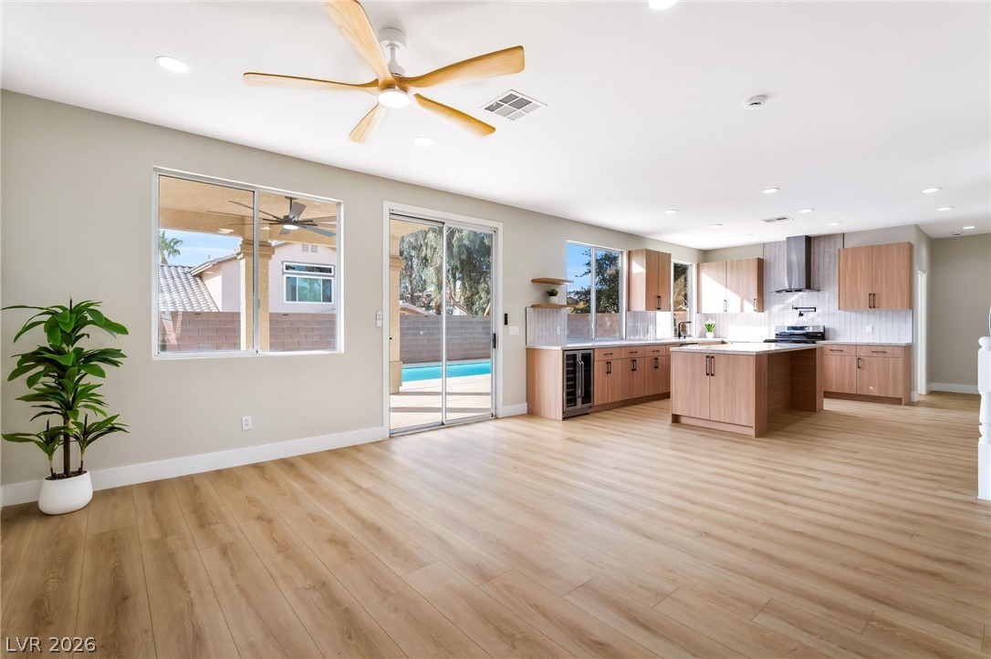 10139 Prairie Dove Avenue