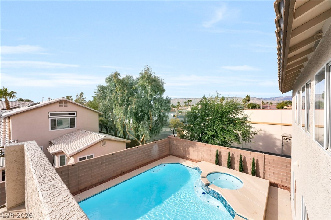 10139 Prairie Dove Avenue