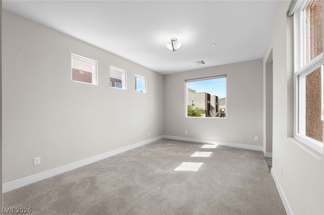 276 Crimson Edge Street