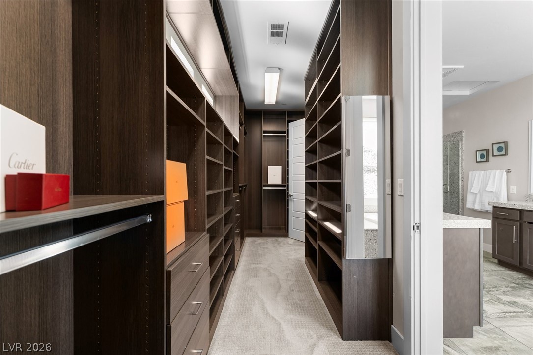 276 Crimson Edge Street