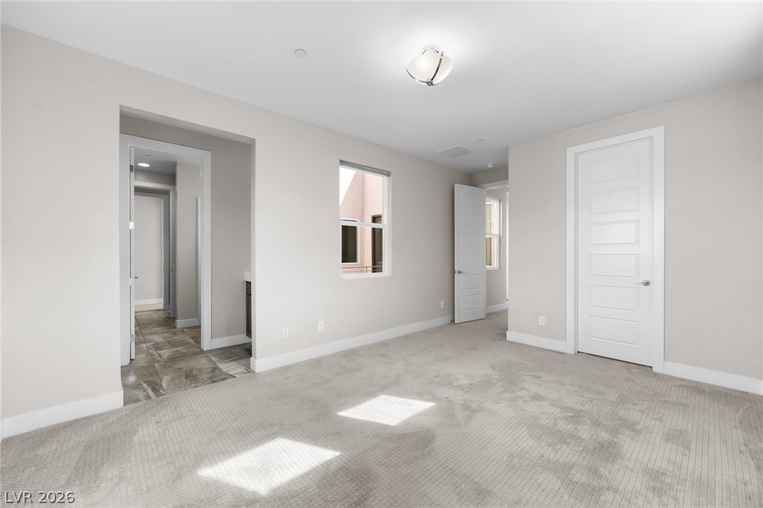 276 Crimson Edge Street