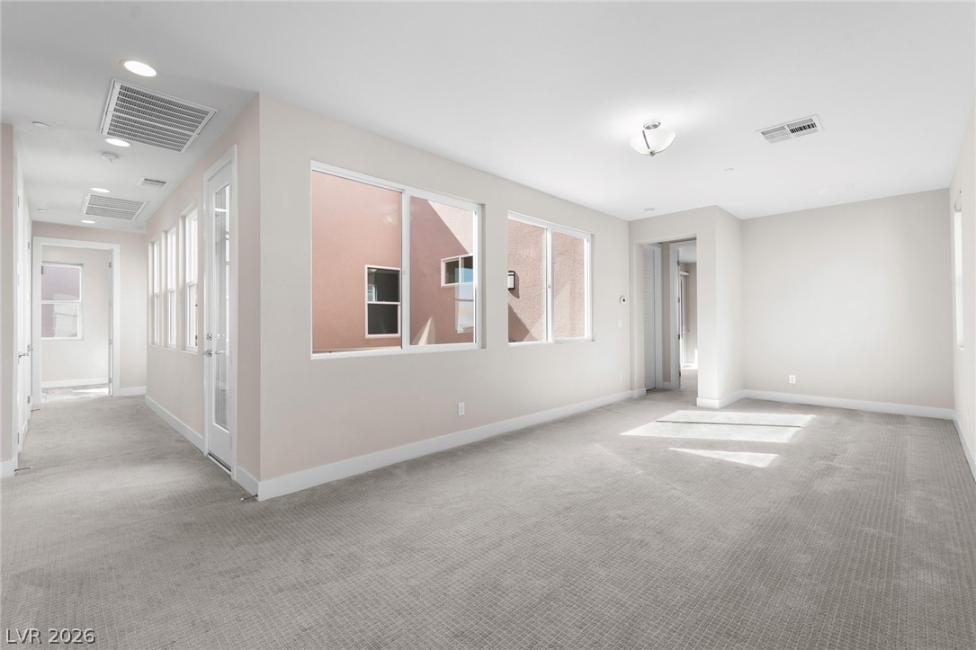 276 Crimson Edge Street