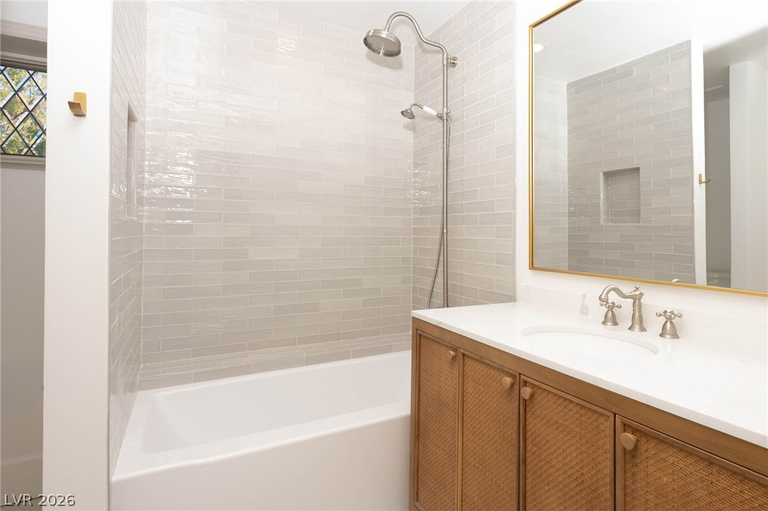 30 Quail Hollow Drive