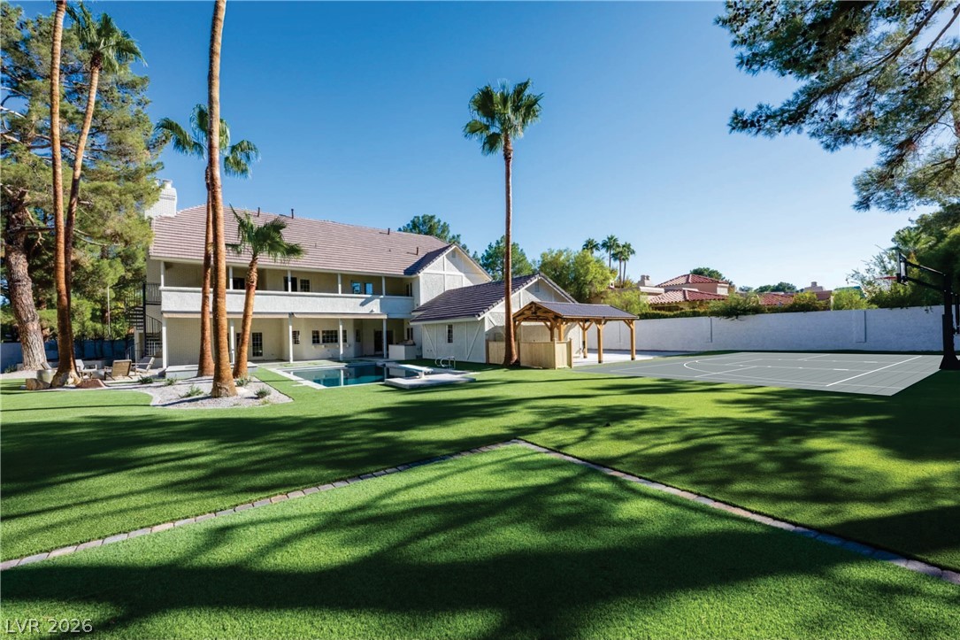 30 Quail Hollow Drive