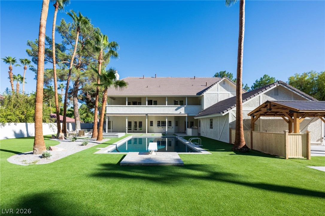 30 Quail Hollow Drive