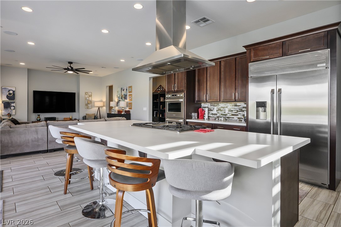 3016 Travesara Avenue