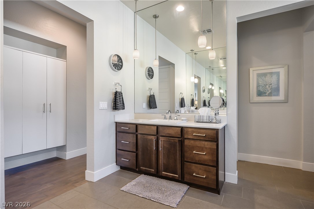 3016 Travesara Avenue