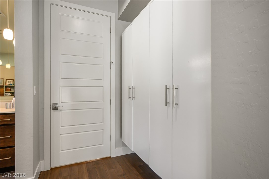 3016 Travesara Avenue