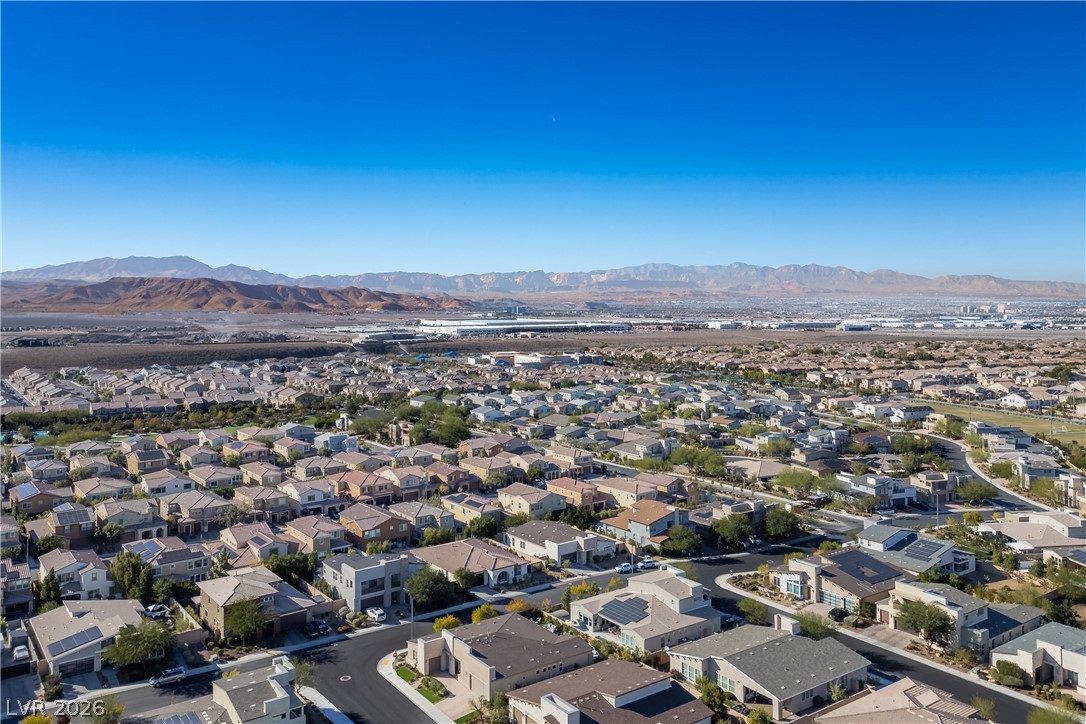 3016 Travesara Avenue