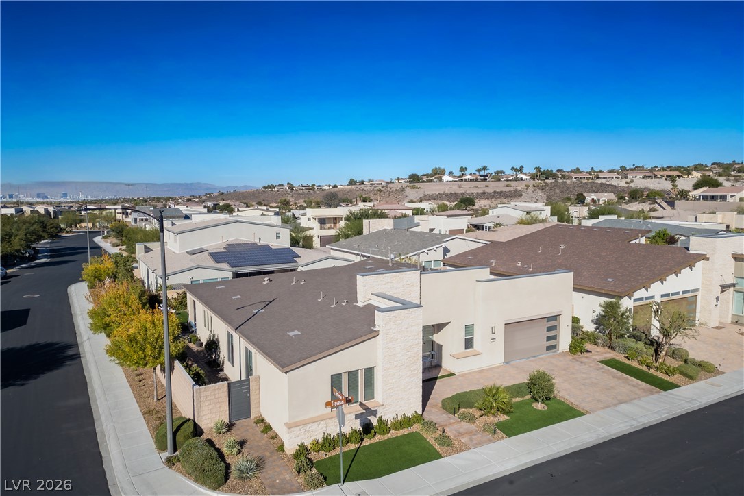 3016 Travesara Avenue