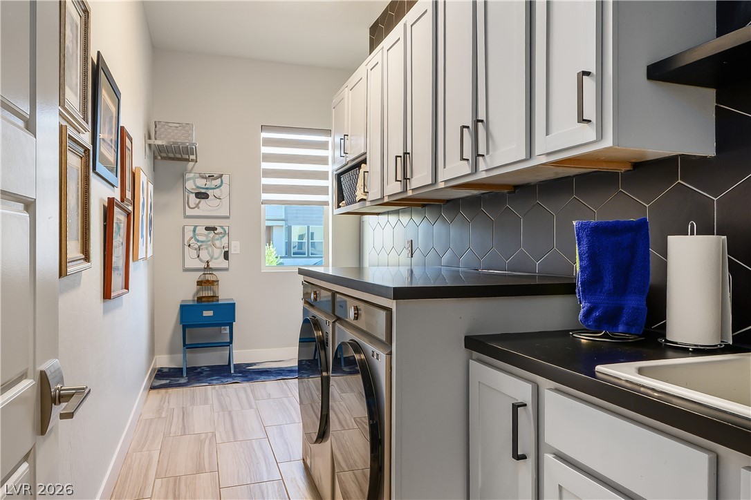 3016 Travesara Avenue