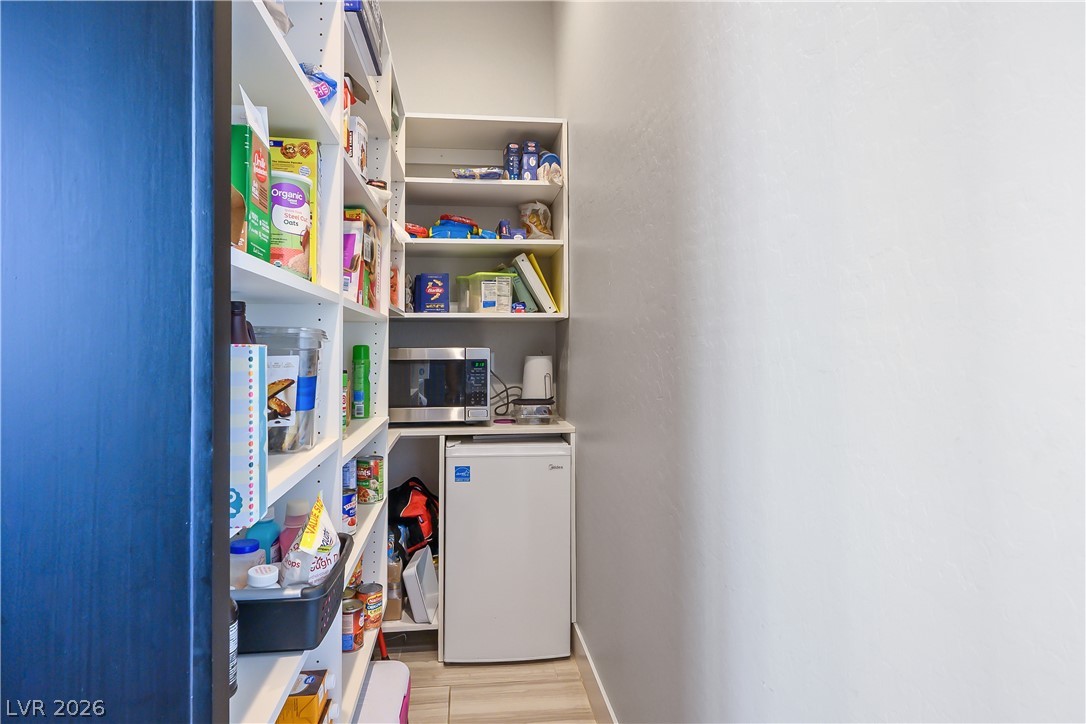 3016 Travesara Avenue