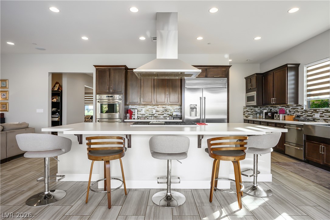 3016 Travesara Avenue