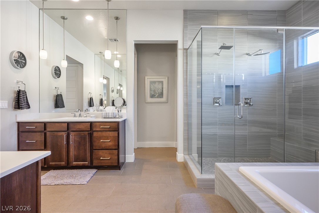 3016 Travesara Avenue