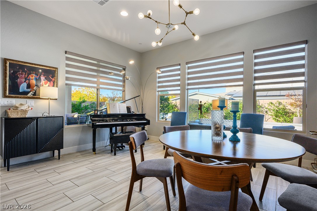 3016 Travesara Avenue