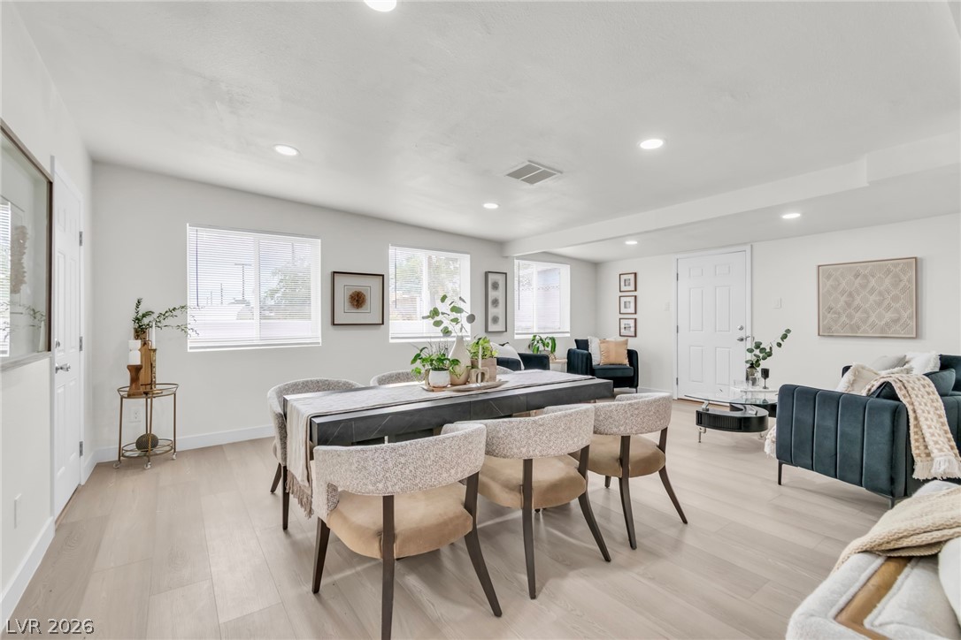 1506 East Saint Louis Avenue