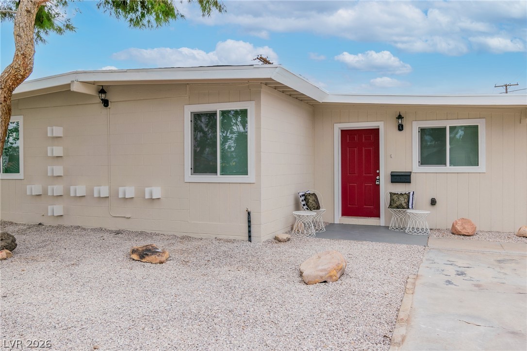 1506 East Saint Louis Avenue